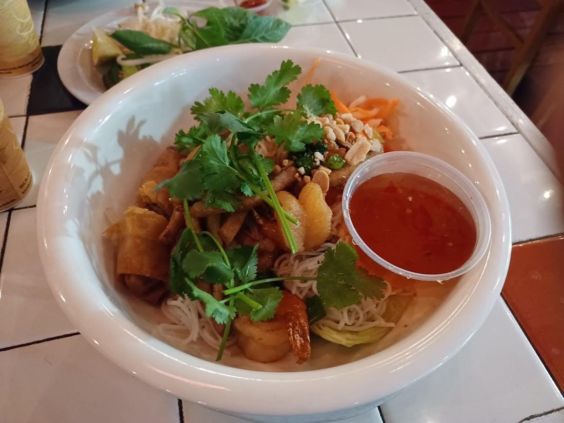 Super Super Pho